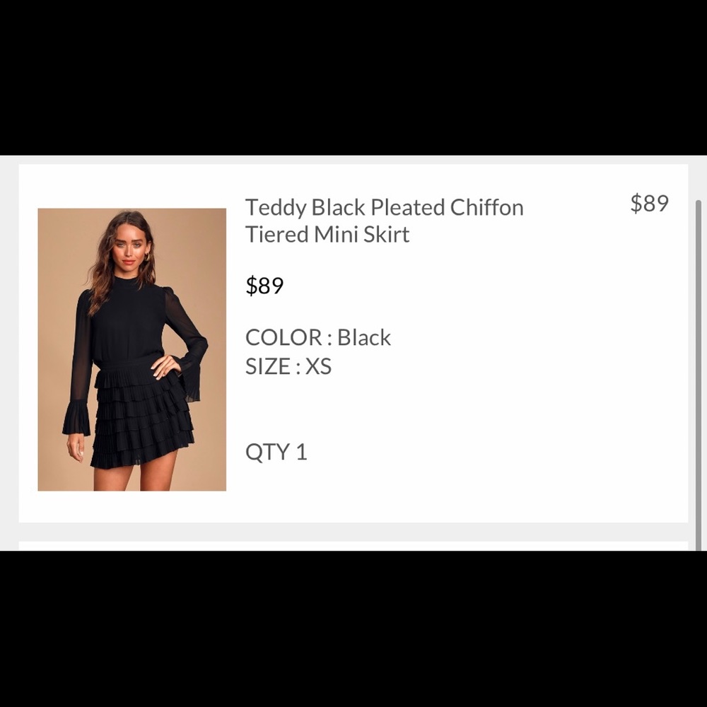 Black pleated skirt